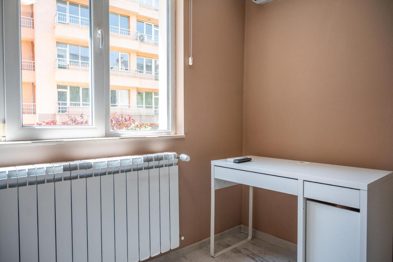 Elegant Spotless Apartment In Sofia Center Екстер'єр фото